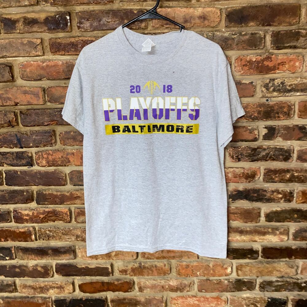 Gildan Baltimore Ravens Gray Graphic 2018 Playoffs T-Shirt Men's Size Medium